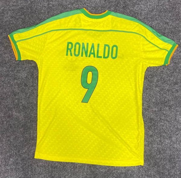 ⁦تيشيرت منتخب البرازيل الاصفر الكلاسيك⁩ - الصورة ⁦2⁩